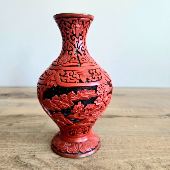 Vintage Chinese carved red Cinnabar vase with brass edging. Zen Pagodas. - Picture 3 of 9